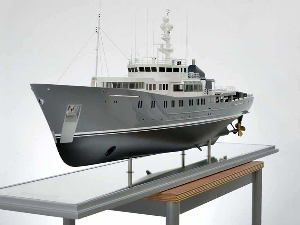maquette du yacht ENIGMA XK